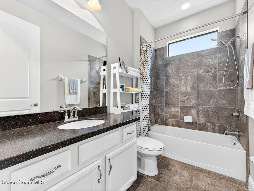8023 Creshire Court, Melbourne, FL 32940