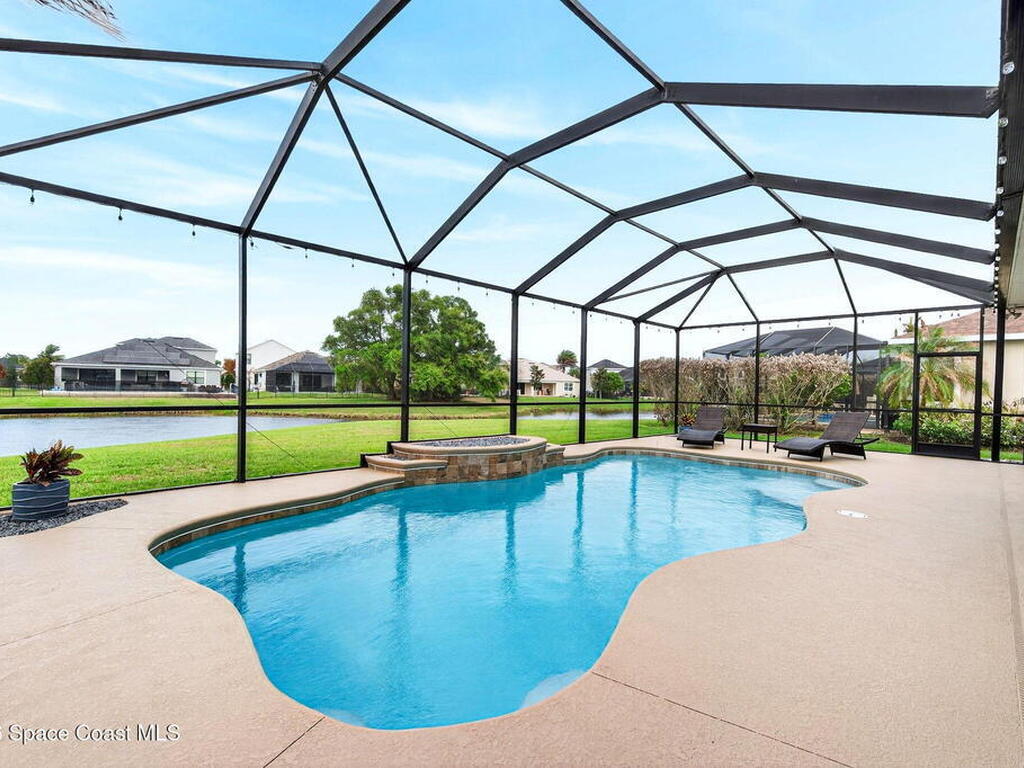 8023 Creshire Court, Melbourne, FL 32940