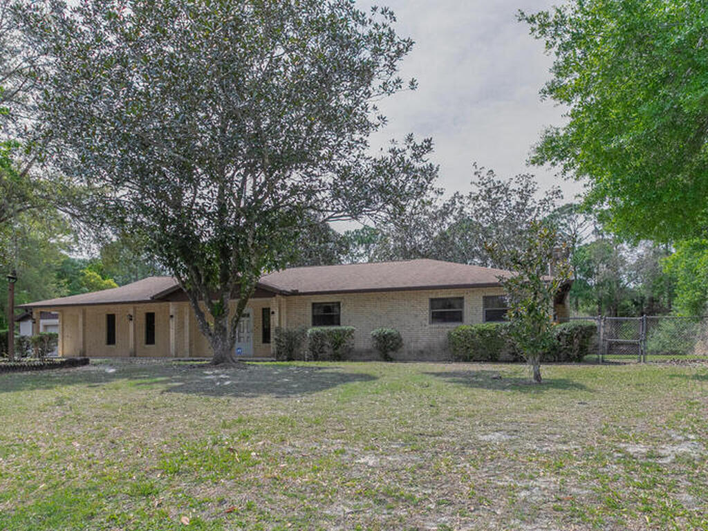 5121 Dalehurst Drive, Cocoa, FL 32926