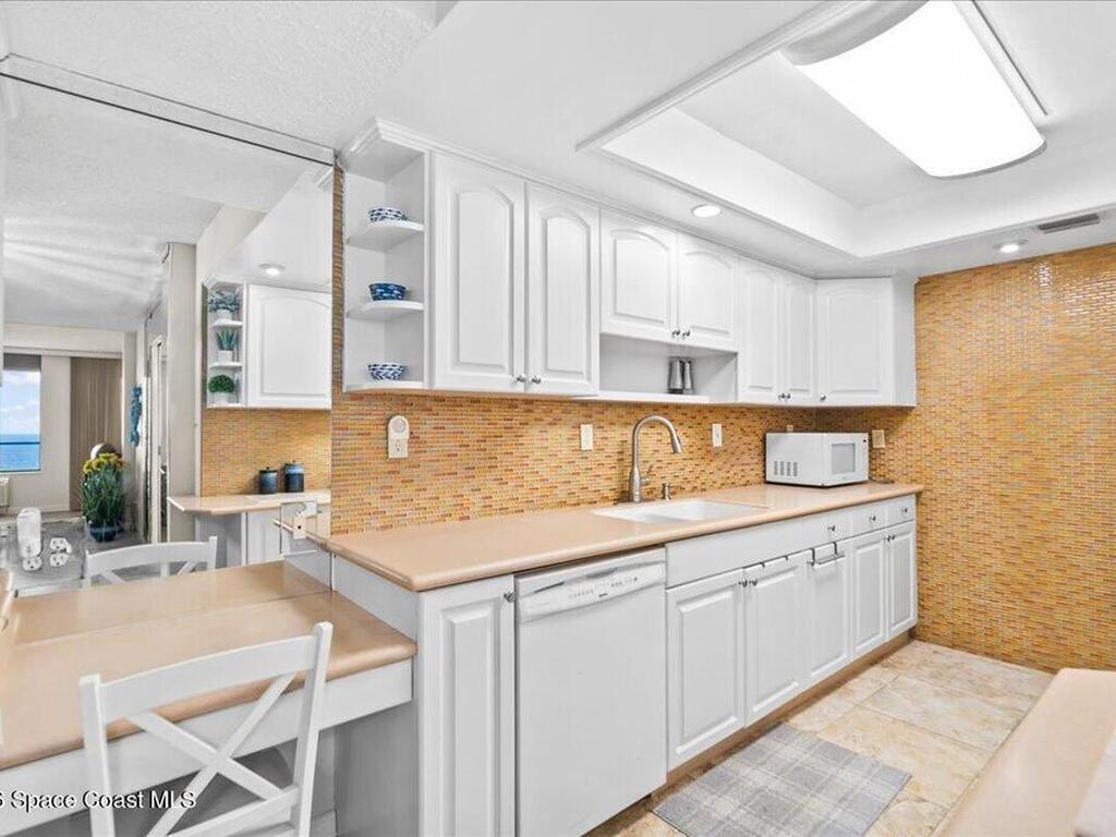 2100 N Atlantic Avenue, Cocoa Beach, FL 32931