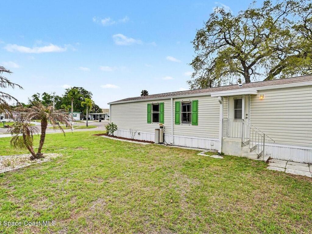 686 Sunrise Court, Palm Bay, FL 32907