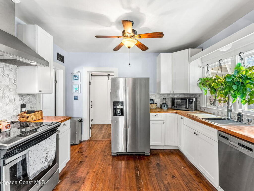 1654 Highland Avenue, Melbourne, FL 32935