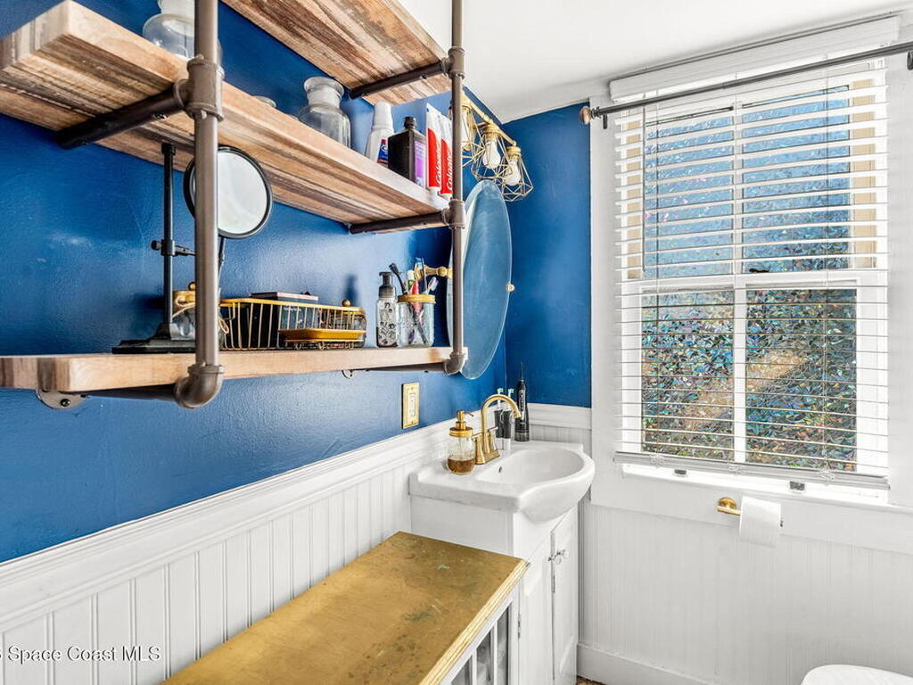 1654 Highland Avenue, Melbourne, FL 32935