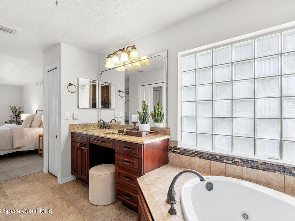 3146 N Tropical Trail, Merritt Island, FL 32953