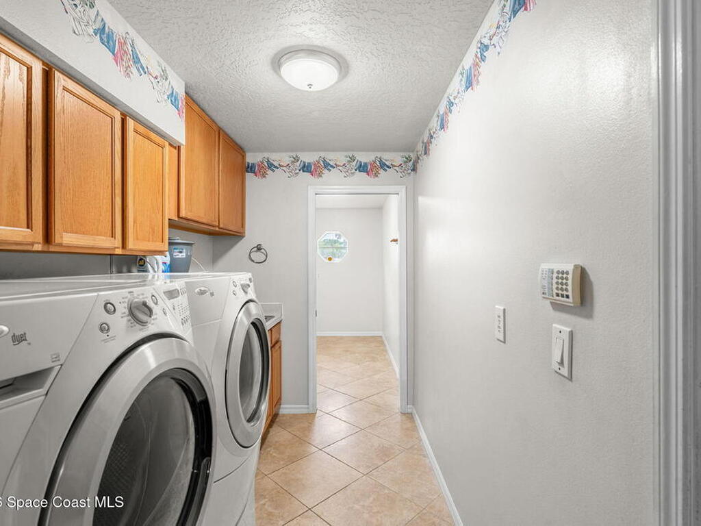 3146 N Tropical Trail, Merritt Island, FL 32953