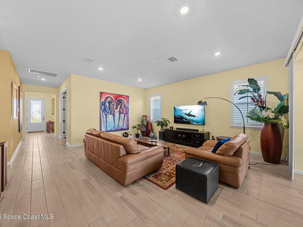 3513 Coastline Lane, Melbourne, FL 32940