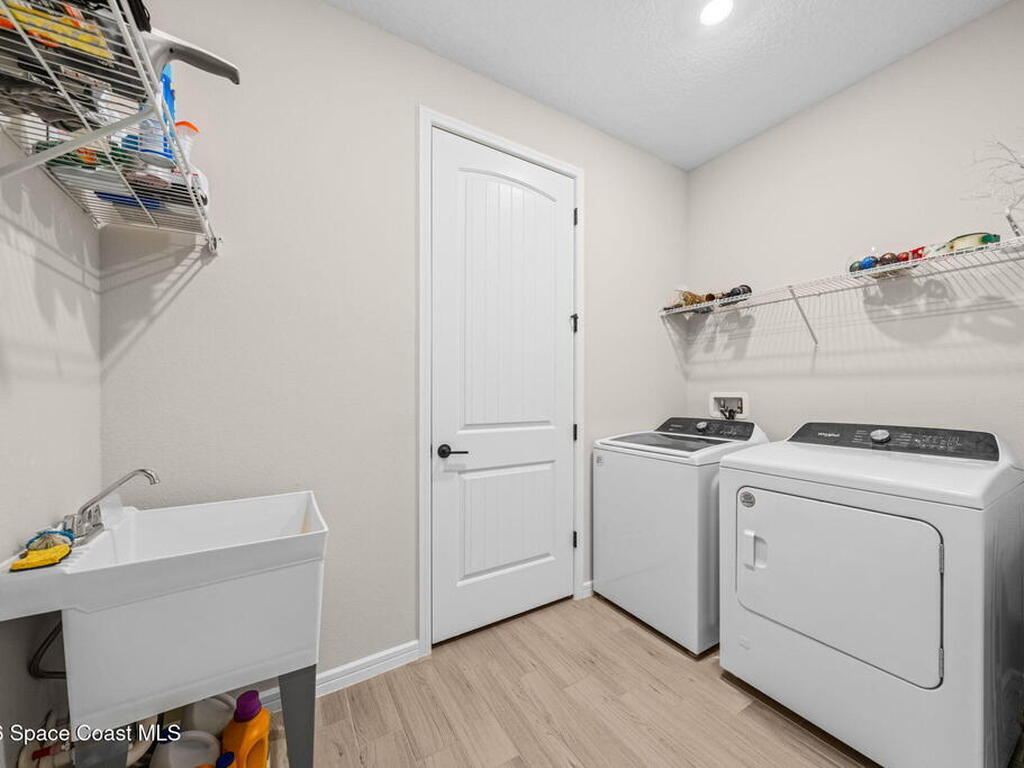 3513 Coastline Lane, Melbourne, FL 32940
