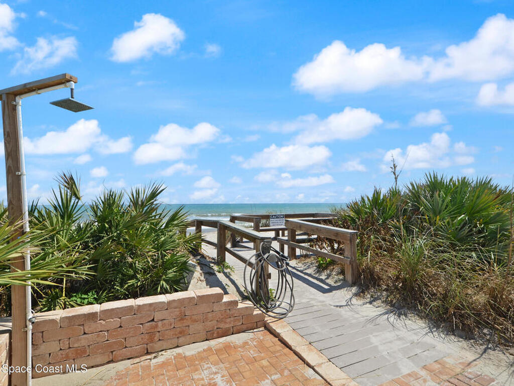 1923 Jimmy Buffett Memorial Highway, Indian Harbour Beach, FL 32937