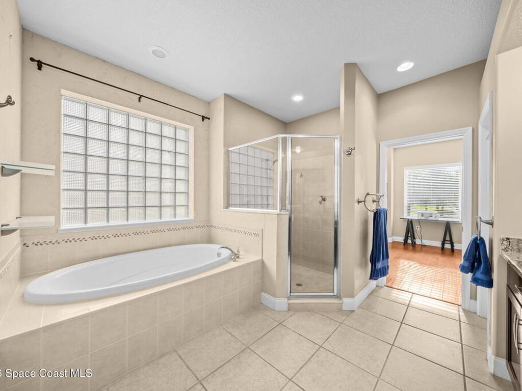 5177 Royal Paddock Way, Merritt Island, FL 32953