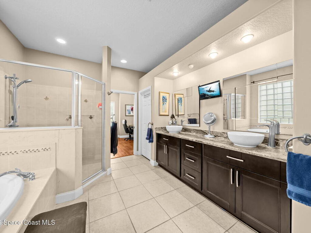 5177 Royal Paddock Way, Merritt Island, FL 32953