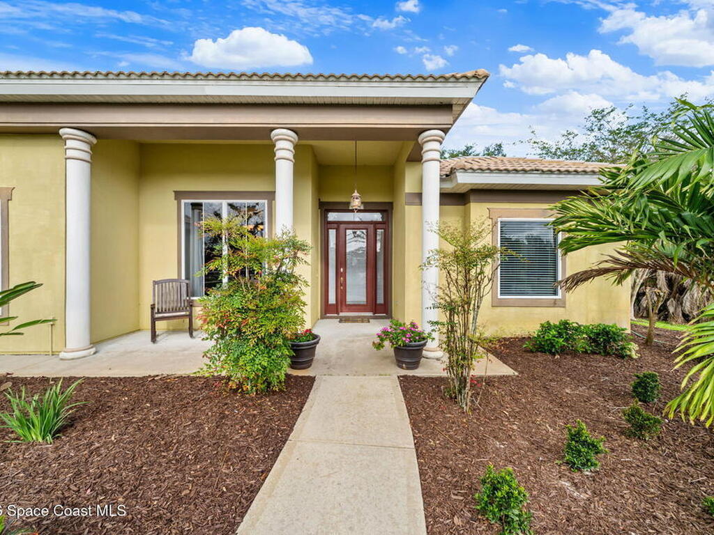 5177 Royal Paddock Way, Merritt Island, FL 32953