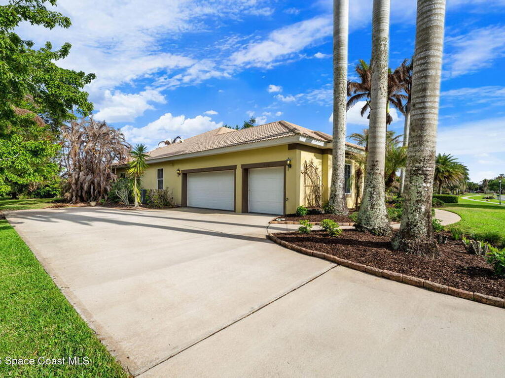 5177 Royal Paddock Way, Merritt Island, FL 32953