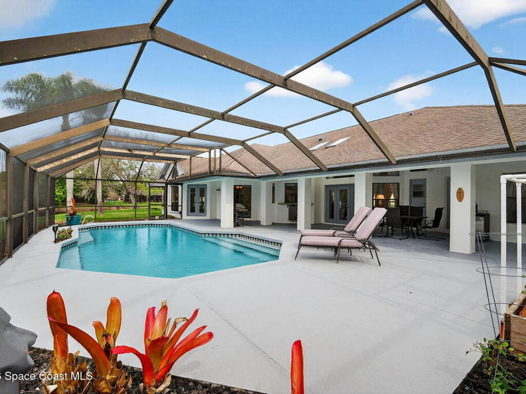 2315 Polonius Lane, Melbourne, FL 32934