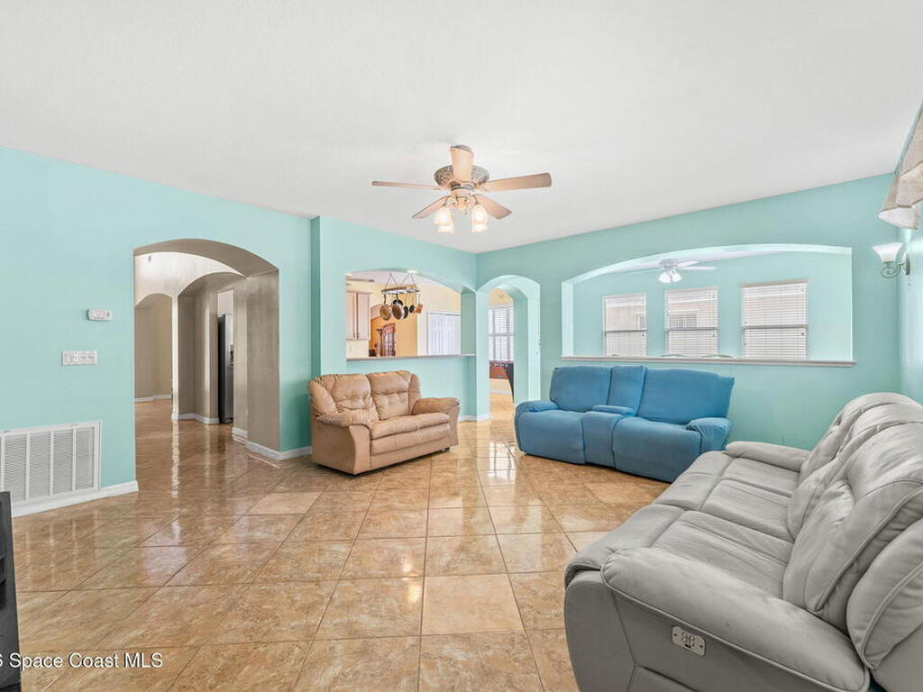 4194 Fenrose Circle, Melbourne, FL 32940