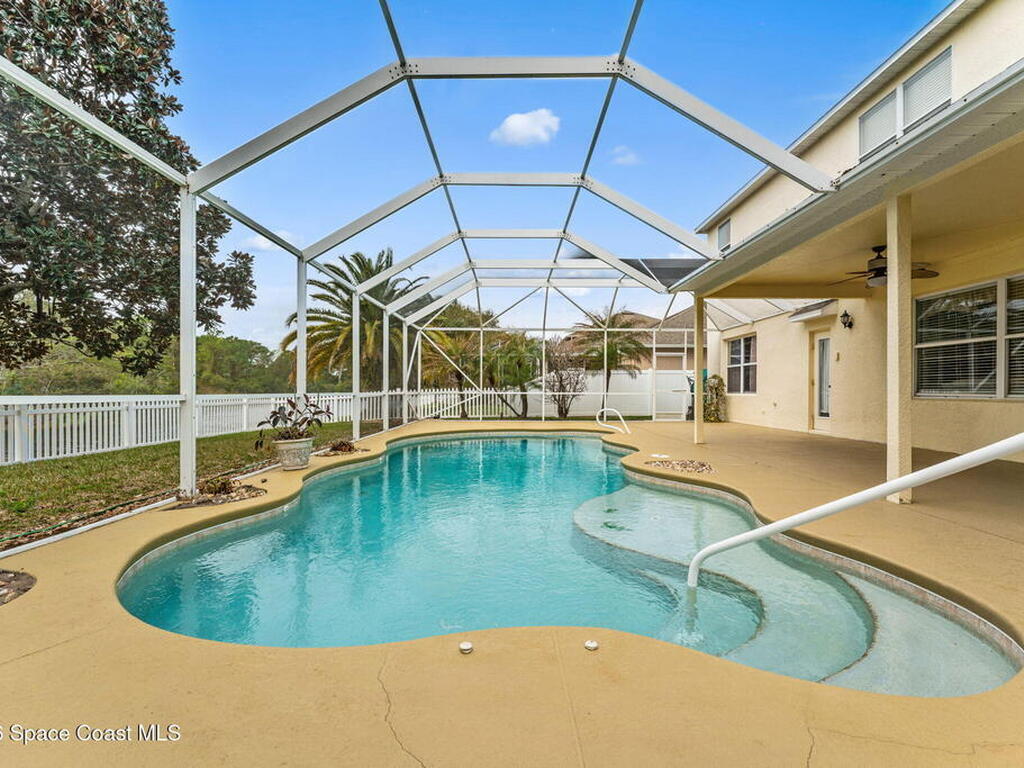 4194 Fenrose Circle, Melbourne, FL 32940