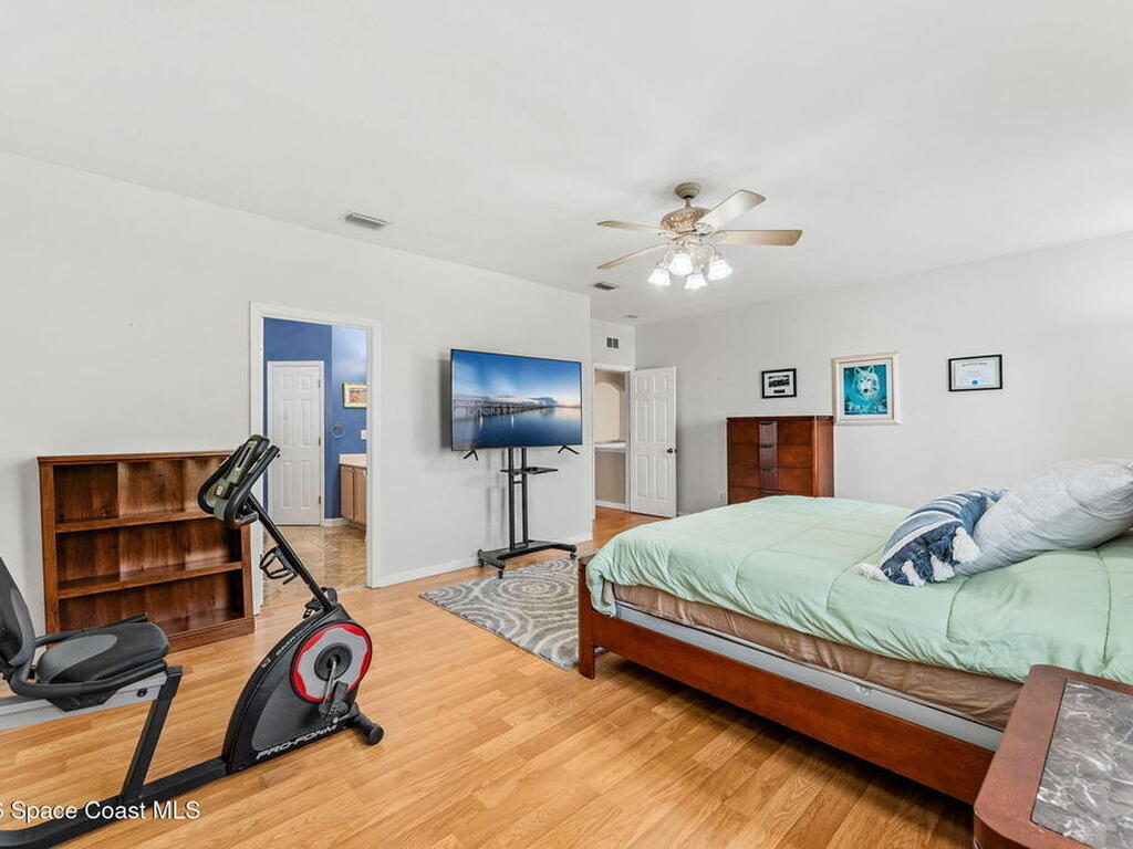 4194 Fenrose Circle, Melbourne, FL 32940