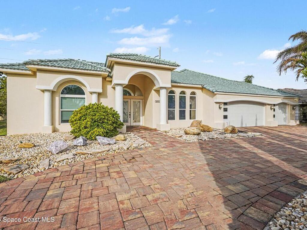1690 Canterbury Drive, Indialantic, FL 32903