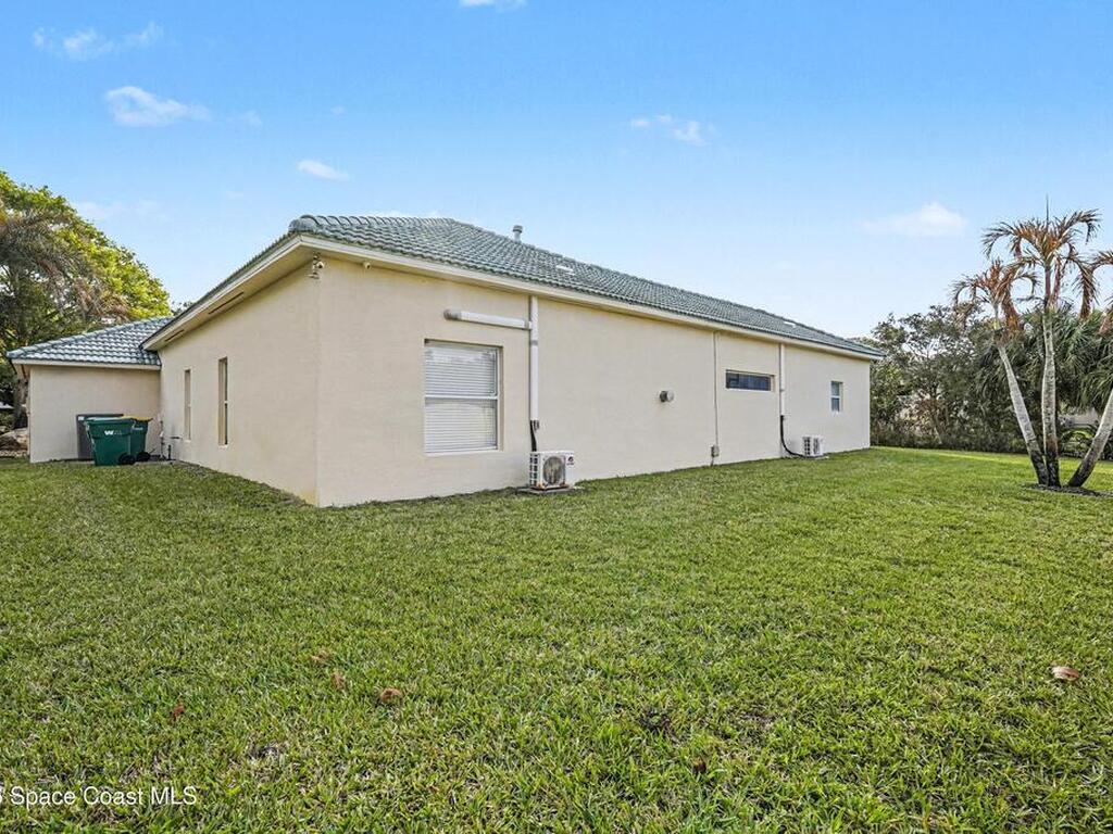 1690 Canterbury Drive, Indialantic, FL 32903