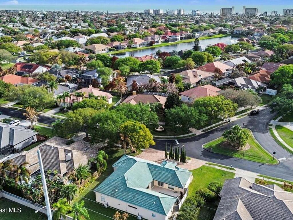 1690 Canterbury Drive, Indialantic, FL 32903