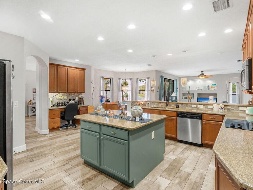 1383 Bent Palm Drive, Merritt Island, FL 32952