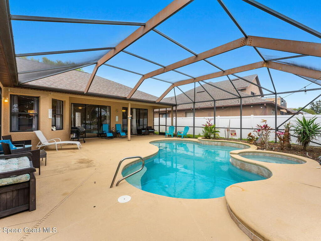 1383 Bent Palm Drive, Merritt Island, FL 32952