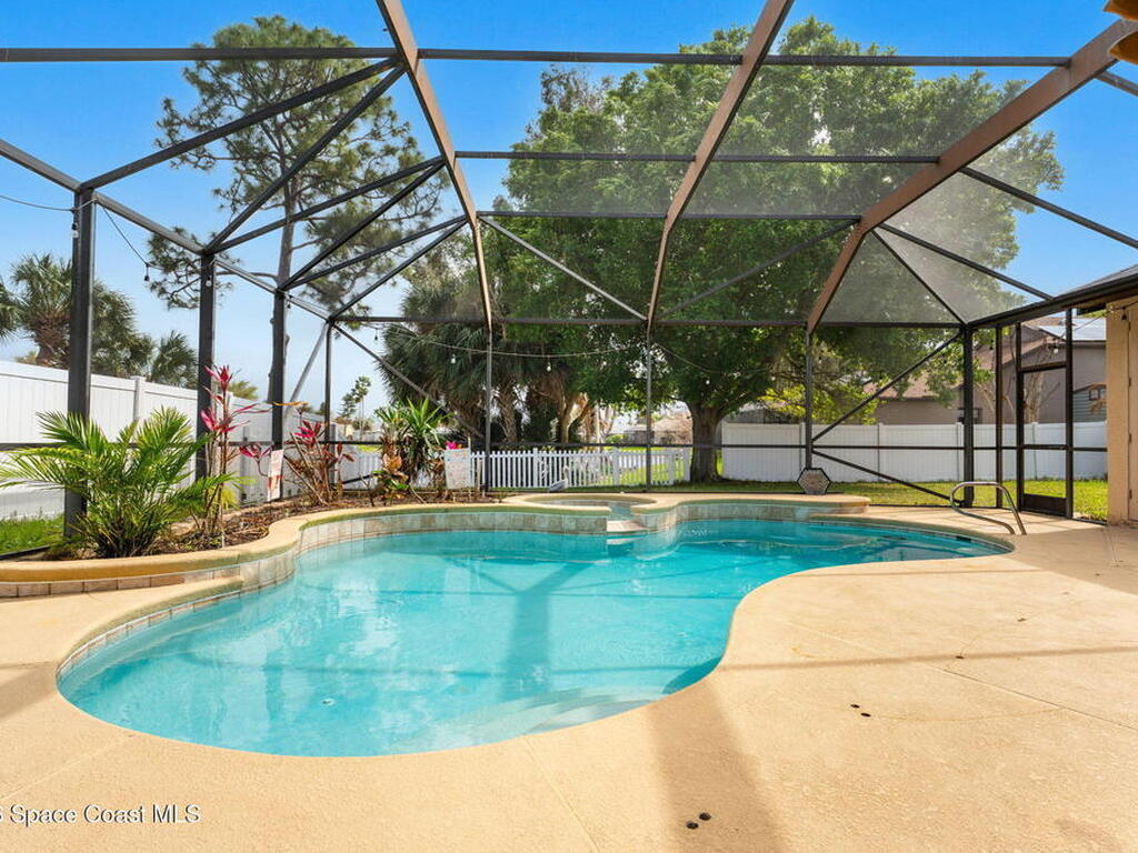 1383 Bent Palm Drive, Merritt Island, FL 32952