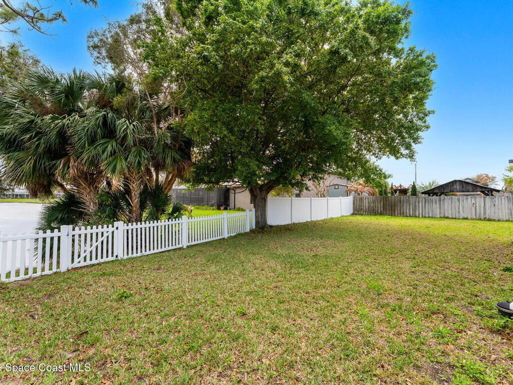 1383 Bent Palm Drive, Merritt Island, FL 32952
