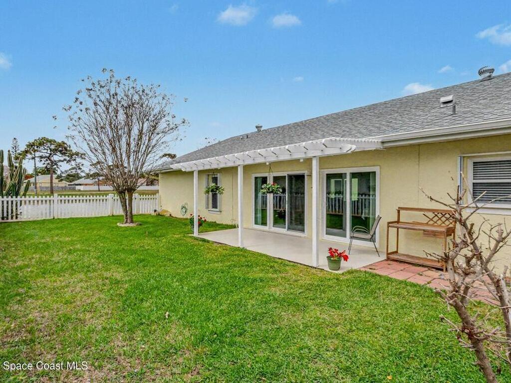 220 Bayhead Drive, Melbourne, FL 32940