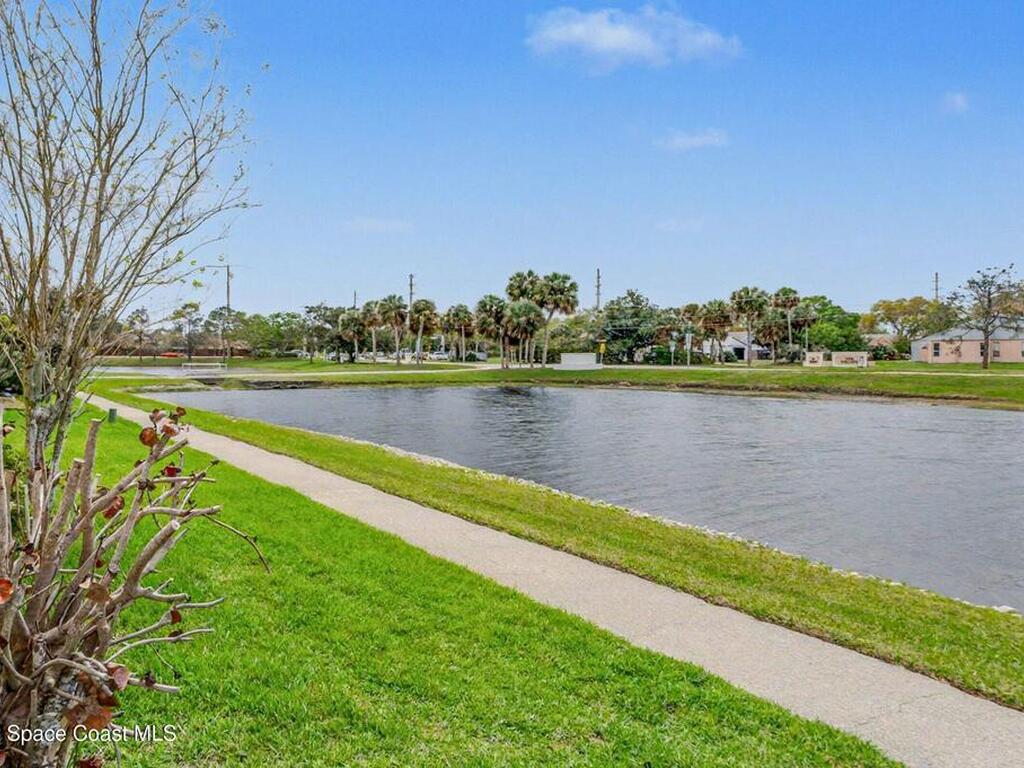 220 Bayhead Drive, Melbourne, FL 32940