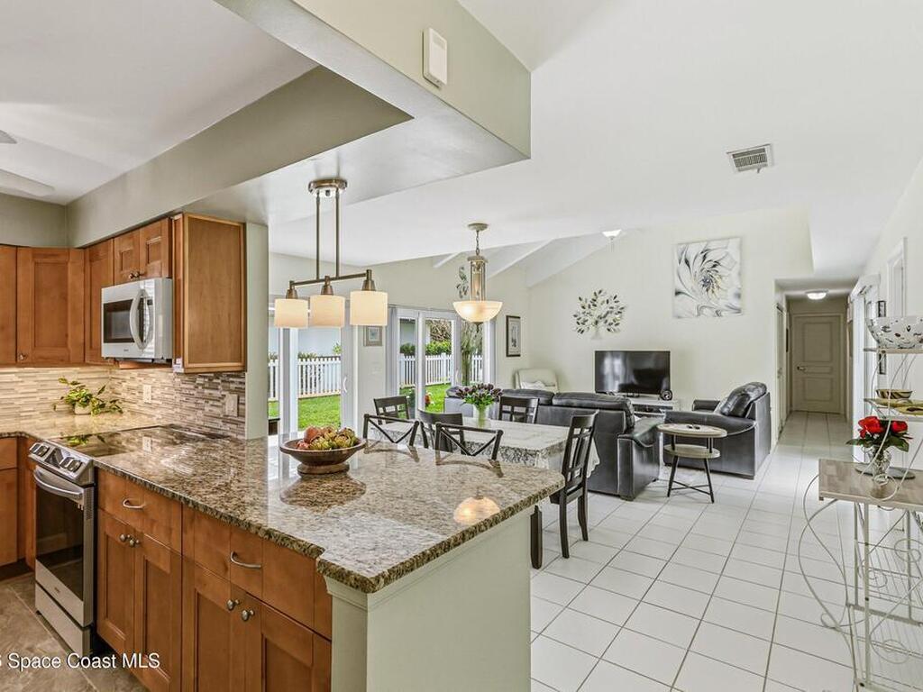 220 Bayhead Drive, Melbourne, FL 32940