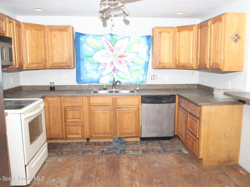 6480 State Road 46, Mims, FL 32754
