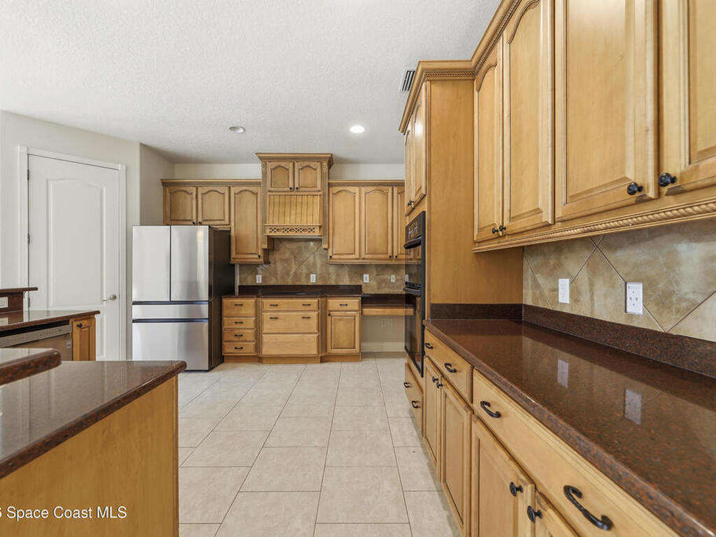 2300 Duncil Lane, Malabar, FL 32950