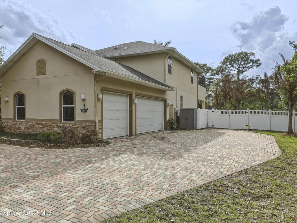 2300 Duncil Lane, Malabar, FL 32950