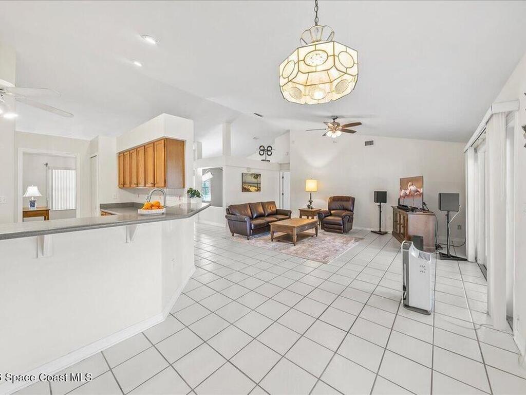 2093 Lionel Drive, Suntree, FL 32940