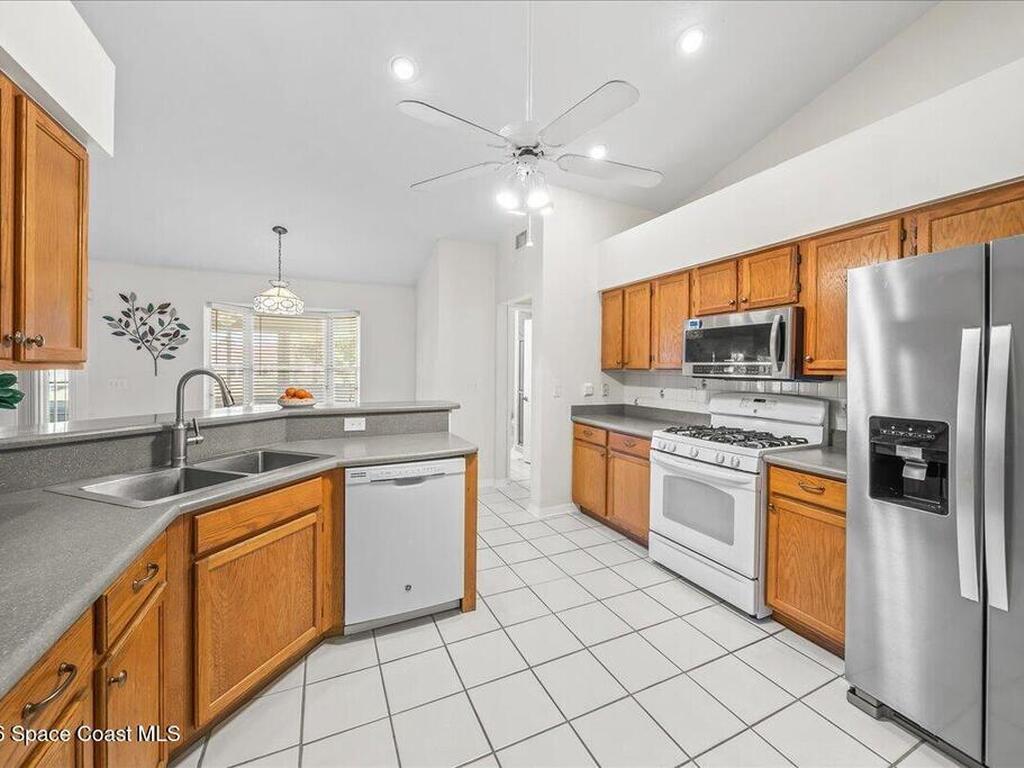 2093 Lionel Drive, Suntree, FL 32940