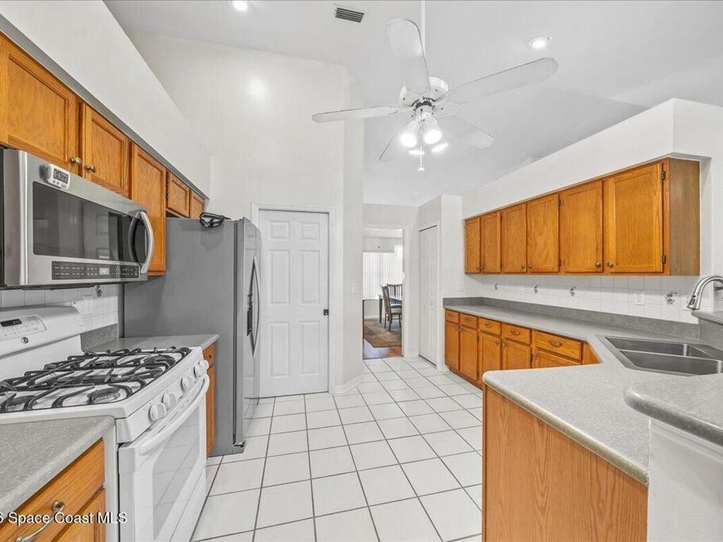 2093 Lionel Drive, Suntree, FL 32940
