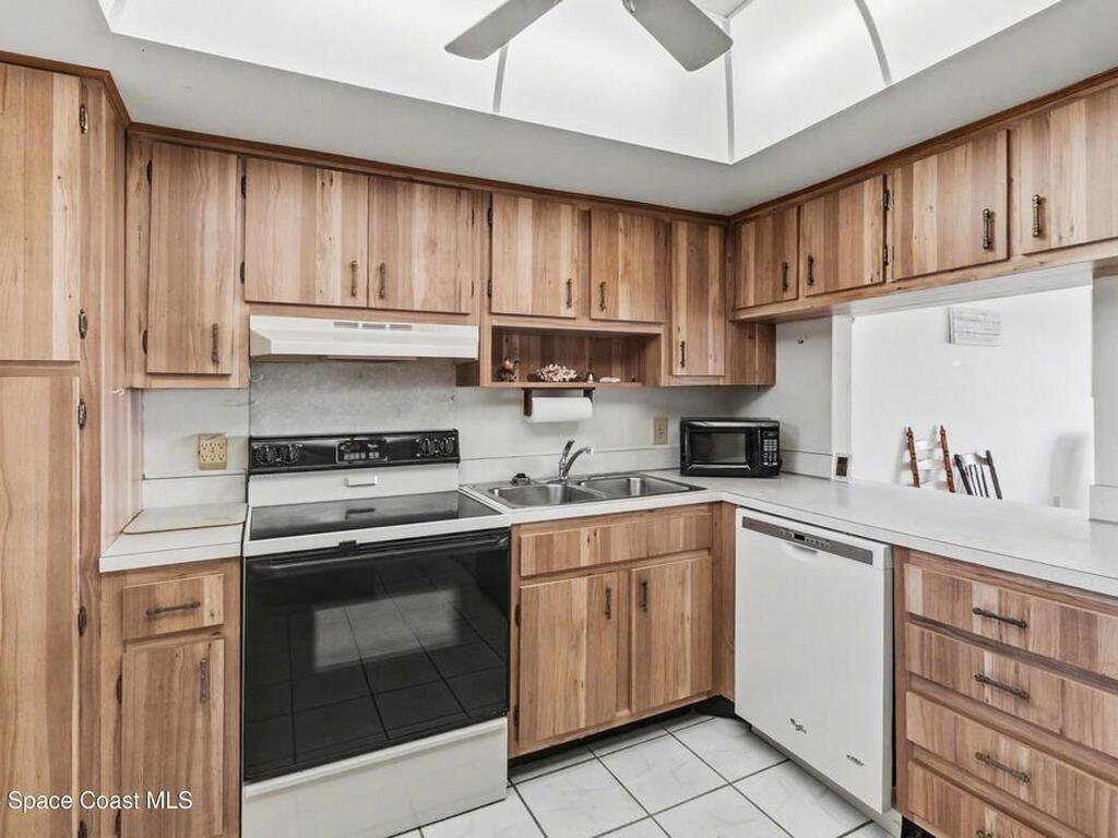 3210 N Harbor City Boulevard, Melbourne, FL 32935