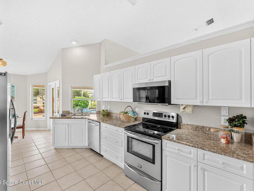 657 Sheridan Woods Drive, Melbourne, FL 32904