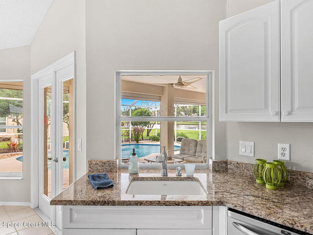 657 Sheridan Woods Drive, Melbourne, FL 32904