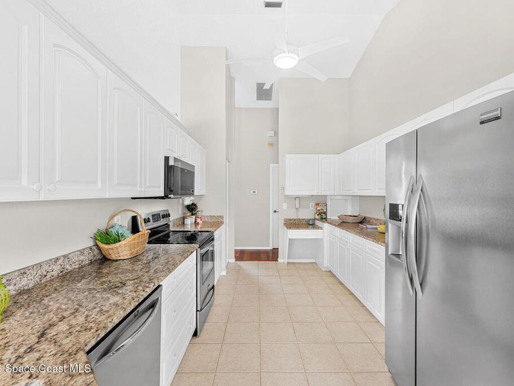 657 Sheridan Woods Drive, Melbourne, FL 32904