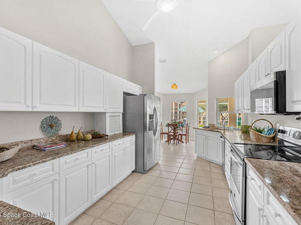 657 Sheridan Woods Drive, Melbourne, FL 32904