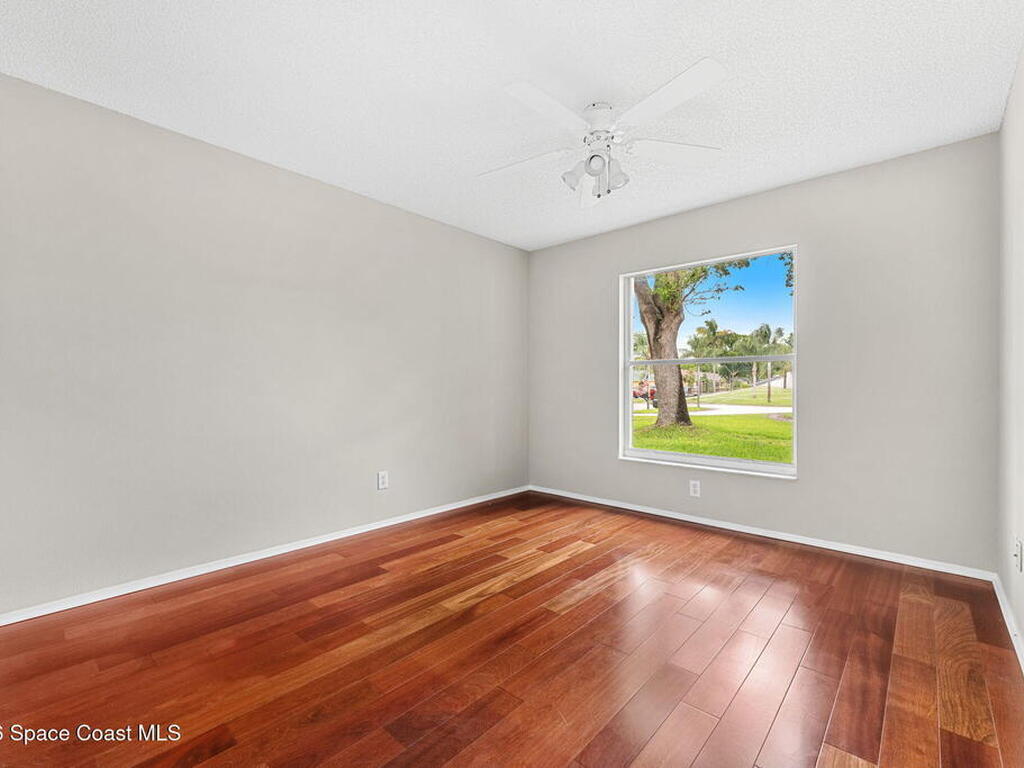 657 Sheridan Woods Drive, Melbourne, FL 32904