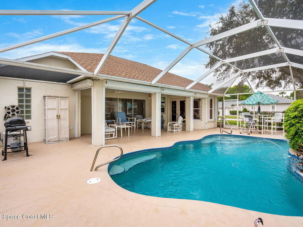 657 Sheridan Woods Drive, Melbourne, FL 32904