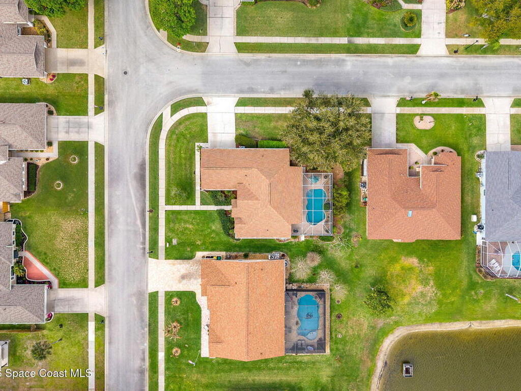 657 Sheridan Woods Drive, Melbourne, FL 32904