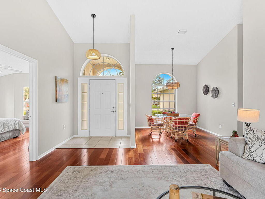 657 Sheridan Woods Drive, Melbourne, FL 32904
