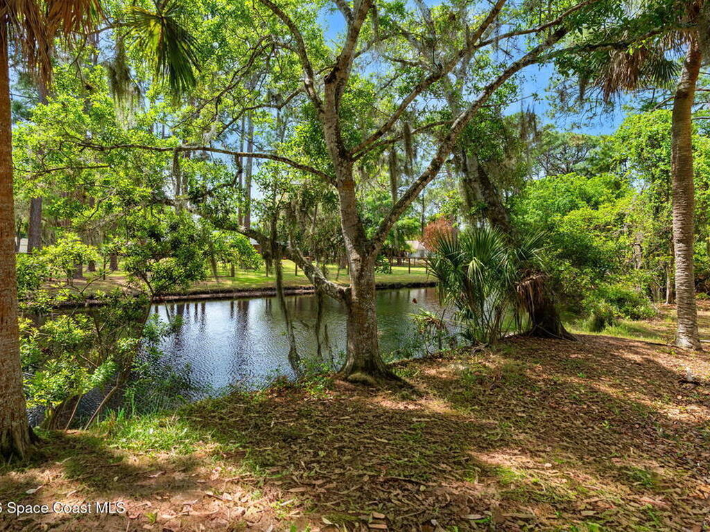 5410 Quail Hollow Drive, Merritt Island, FL 32953