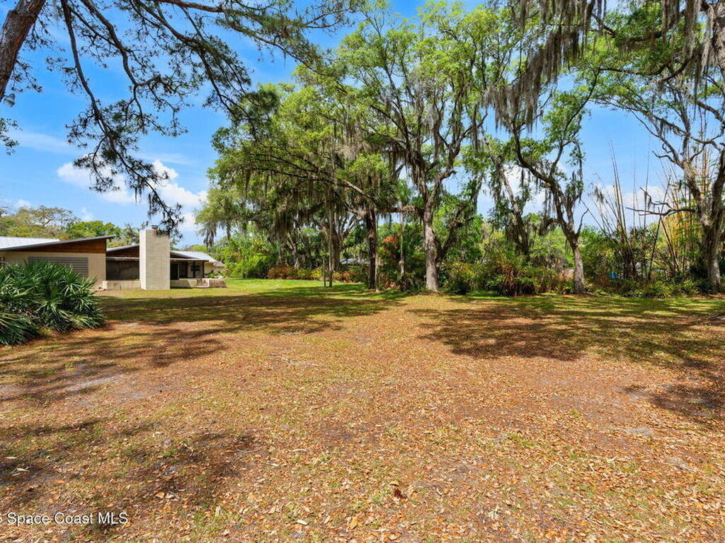 5410 Quail Hollow Drive, Merritt Island, FL 32953