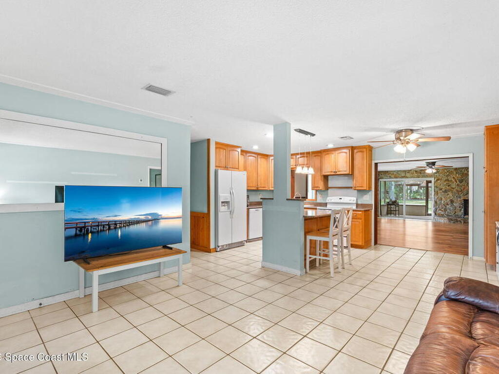5410 Quail Hollow Drive, Merritt Island, FL 32953
