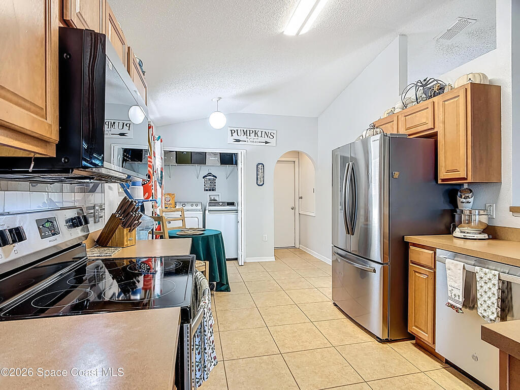 5441 Silver Thistle Lane, St. Cloud, FL 34772