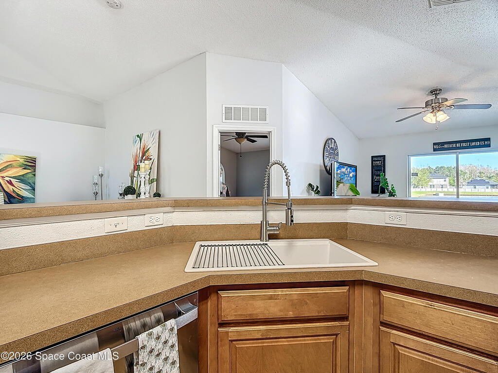 5441 Silver Thistle Lane, St. Cloud, FL 34772